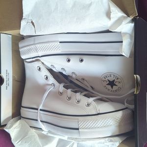 New in box, never worn white Converse Platform shoes.